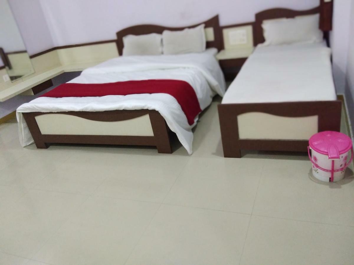 Hotel Kailash Dwārka Extérieur photo